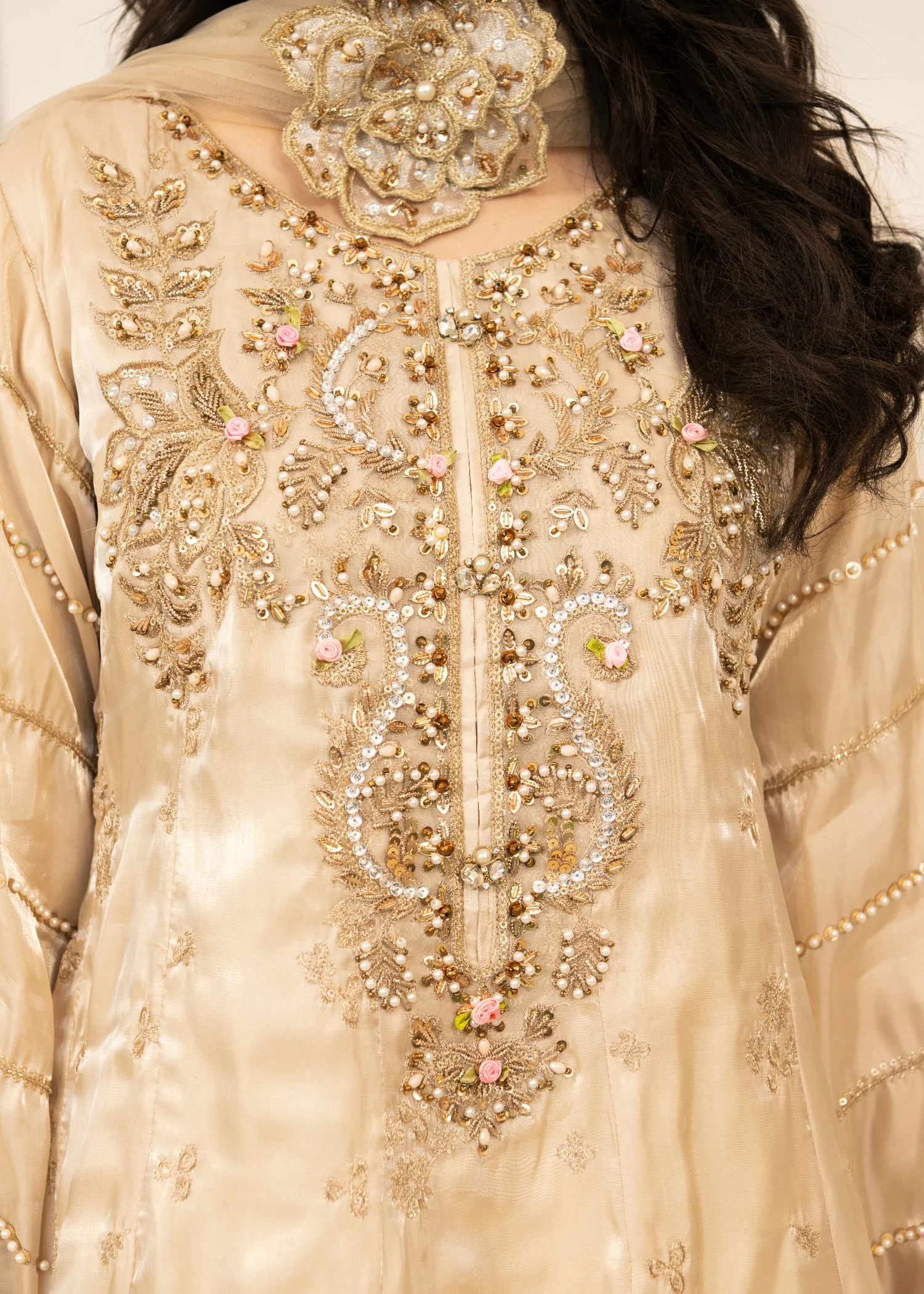 silk Maxi in Beige - view 5