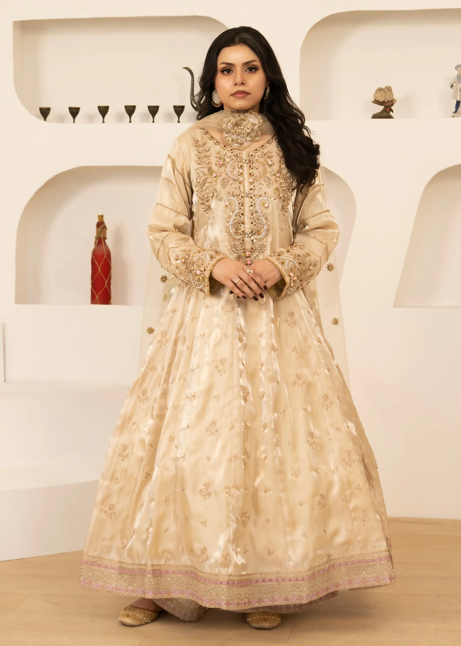 silk Maxi in Beige - view 3