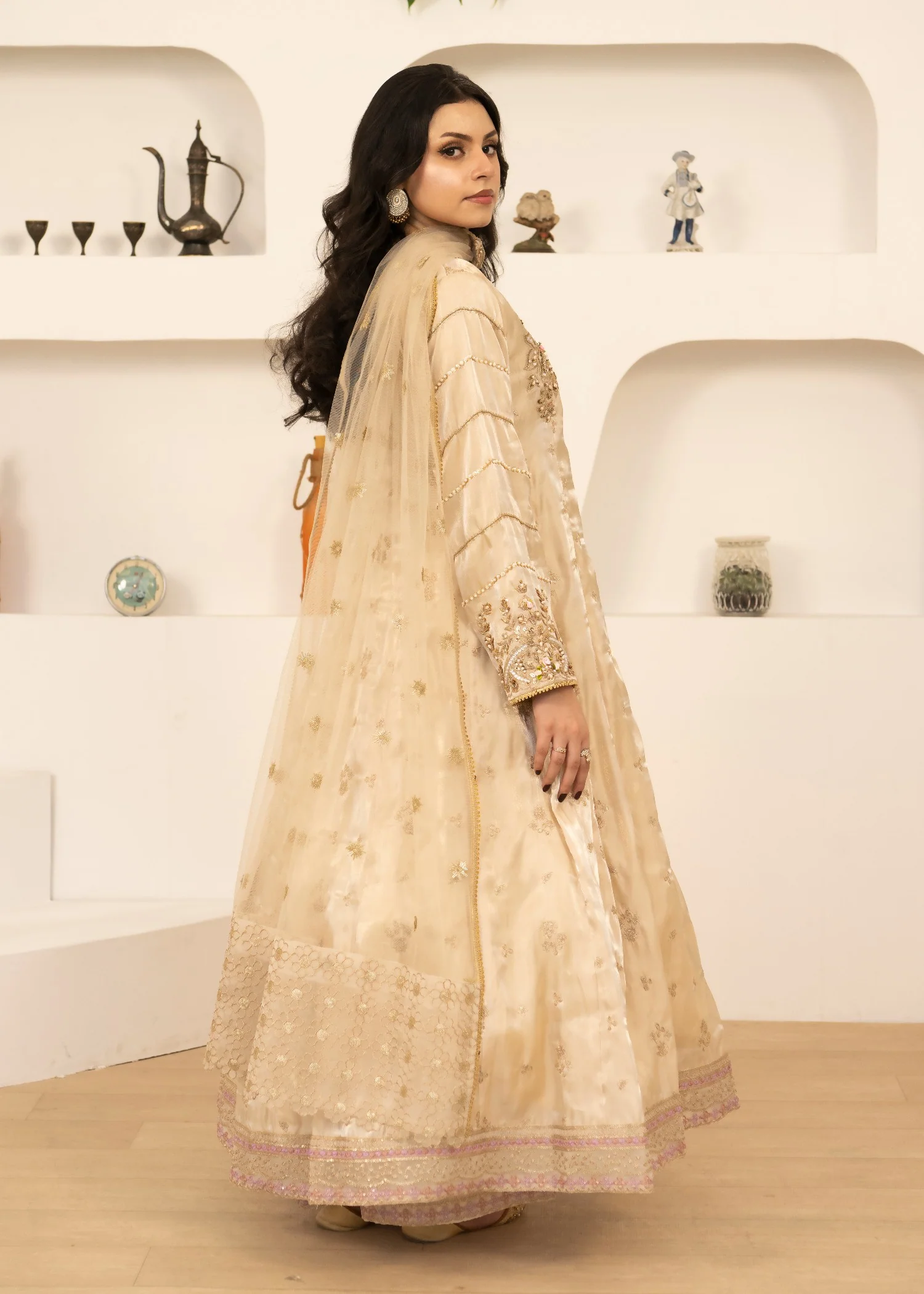 silk Maxi in Beige - view 4