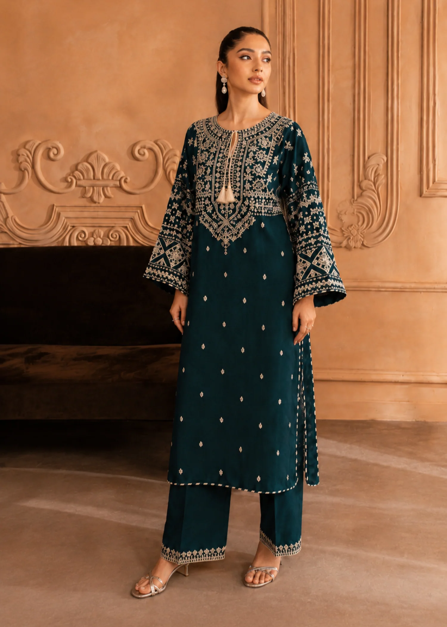 linen Kurta Set in Hunter green - view 3