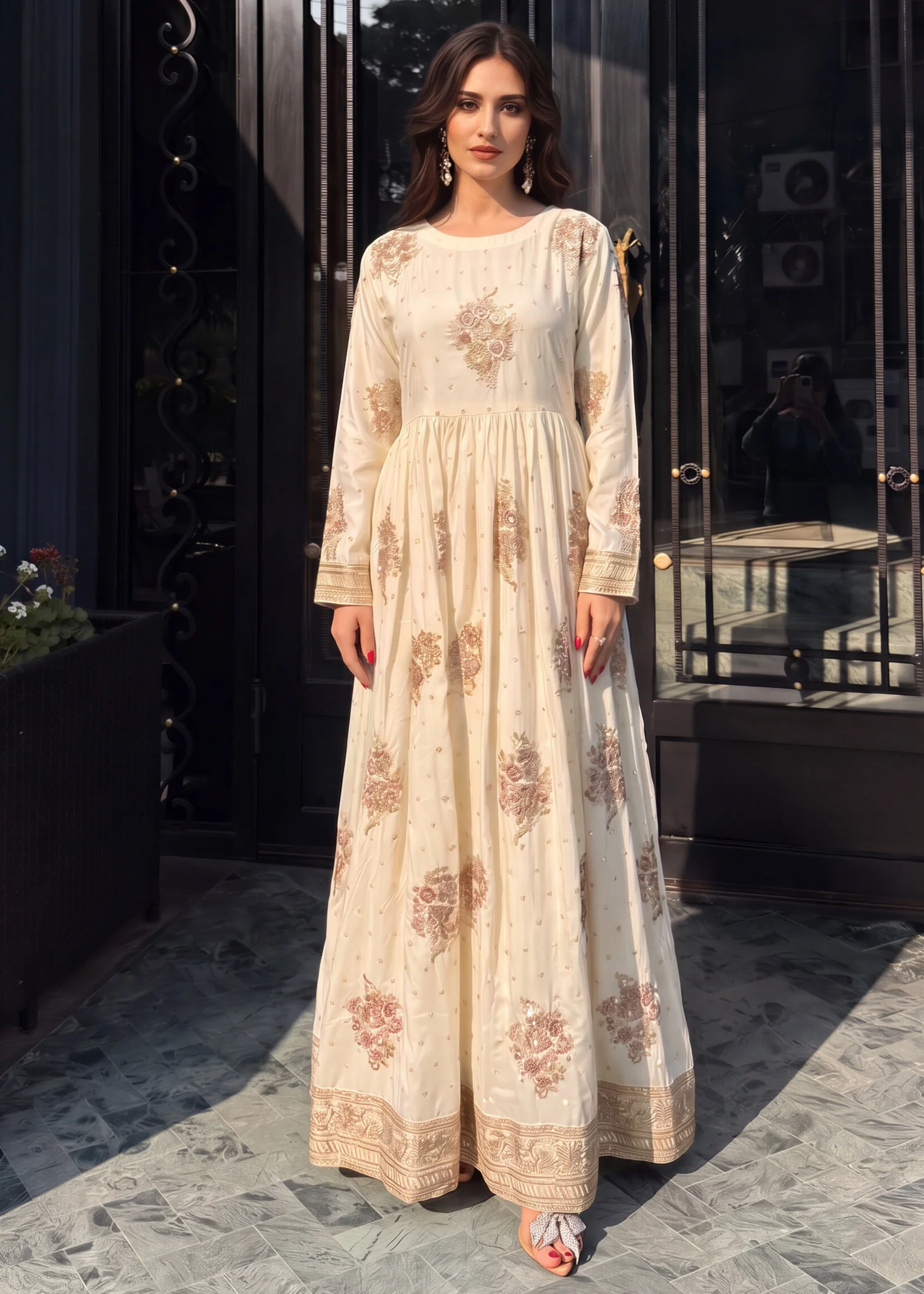 silk Maxi in Off-white - view 4
