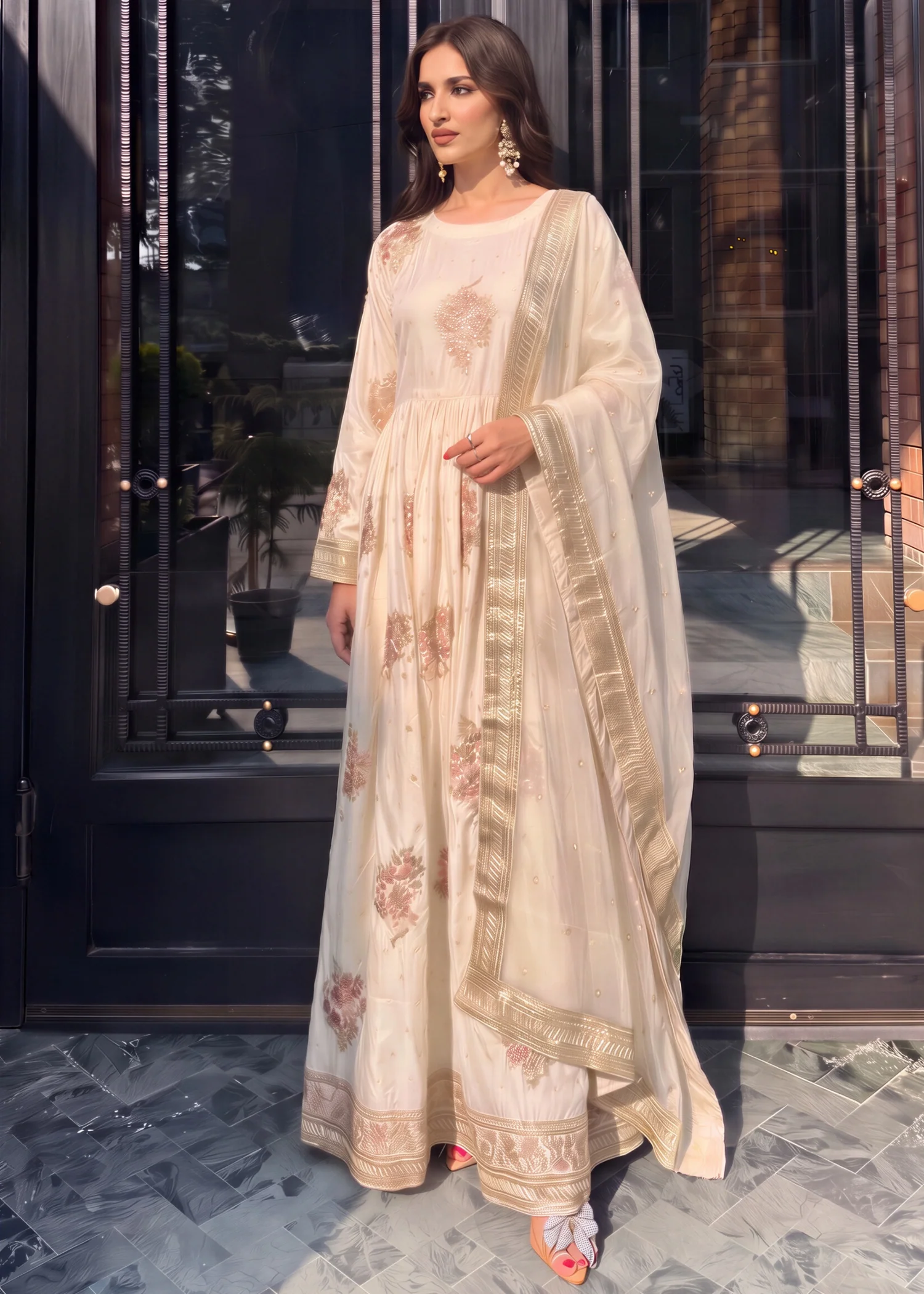 silk Maxi in Off-white - view 5