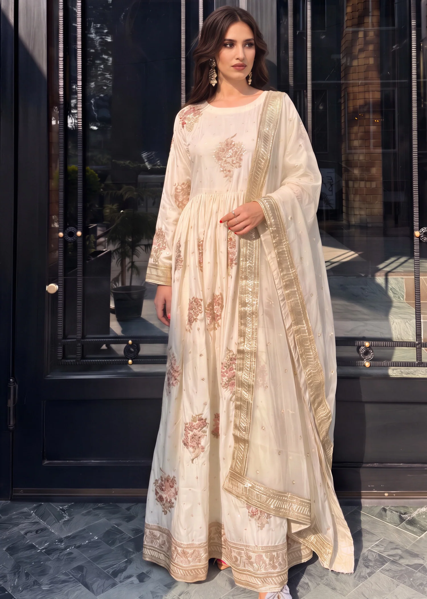 silk Maxi in Off-white