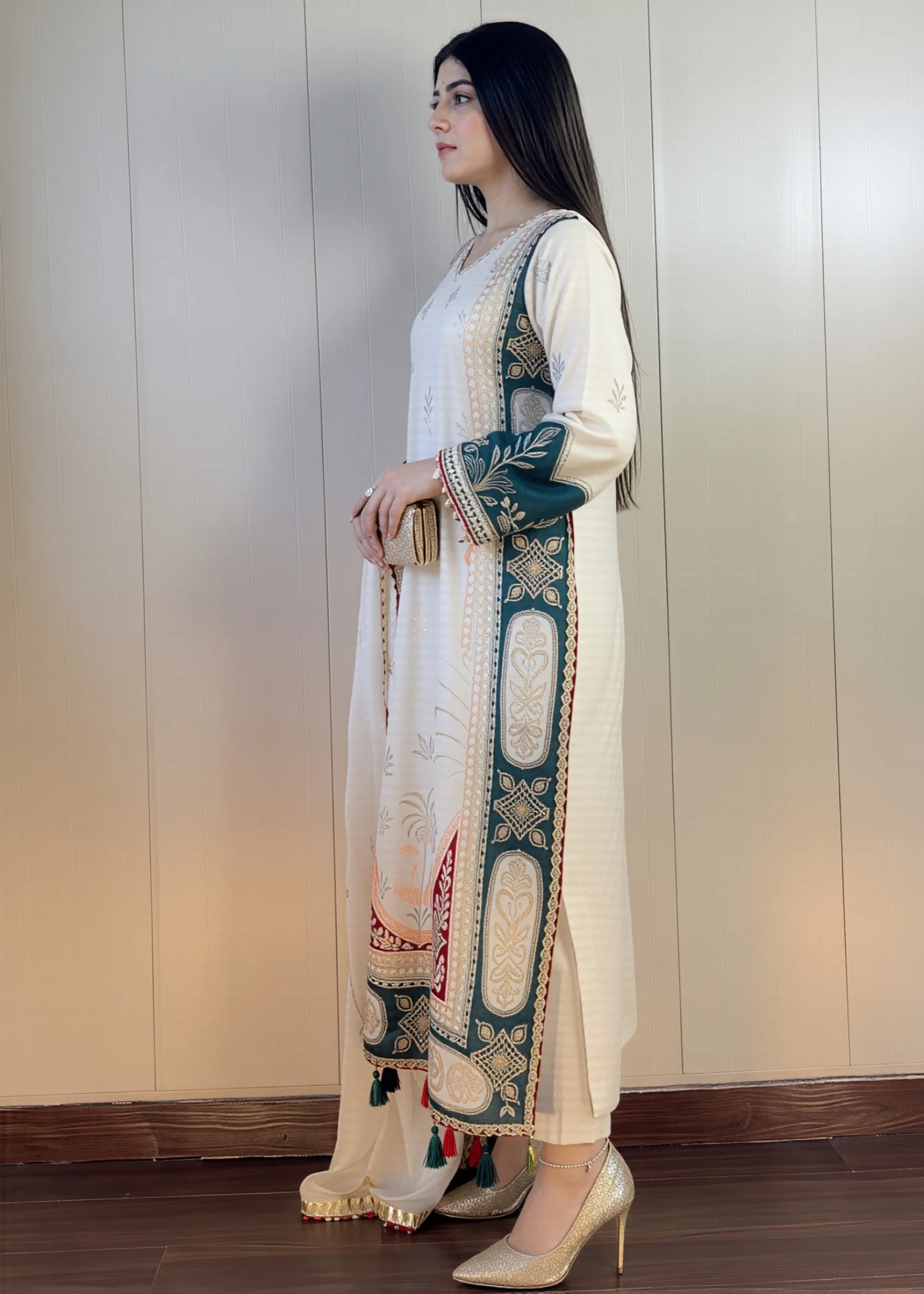 raw silk Kaftan in Off-white - view 2