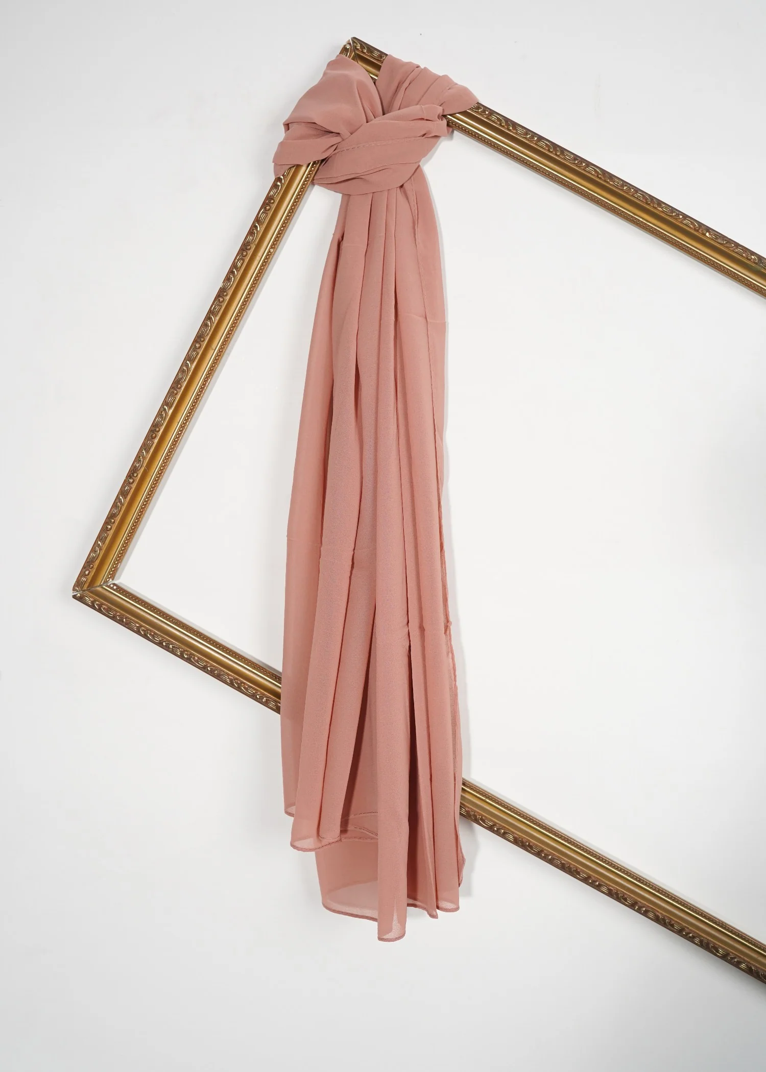 chiffon Hijab in Tea rose pink - view 3