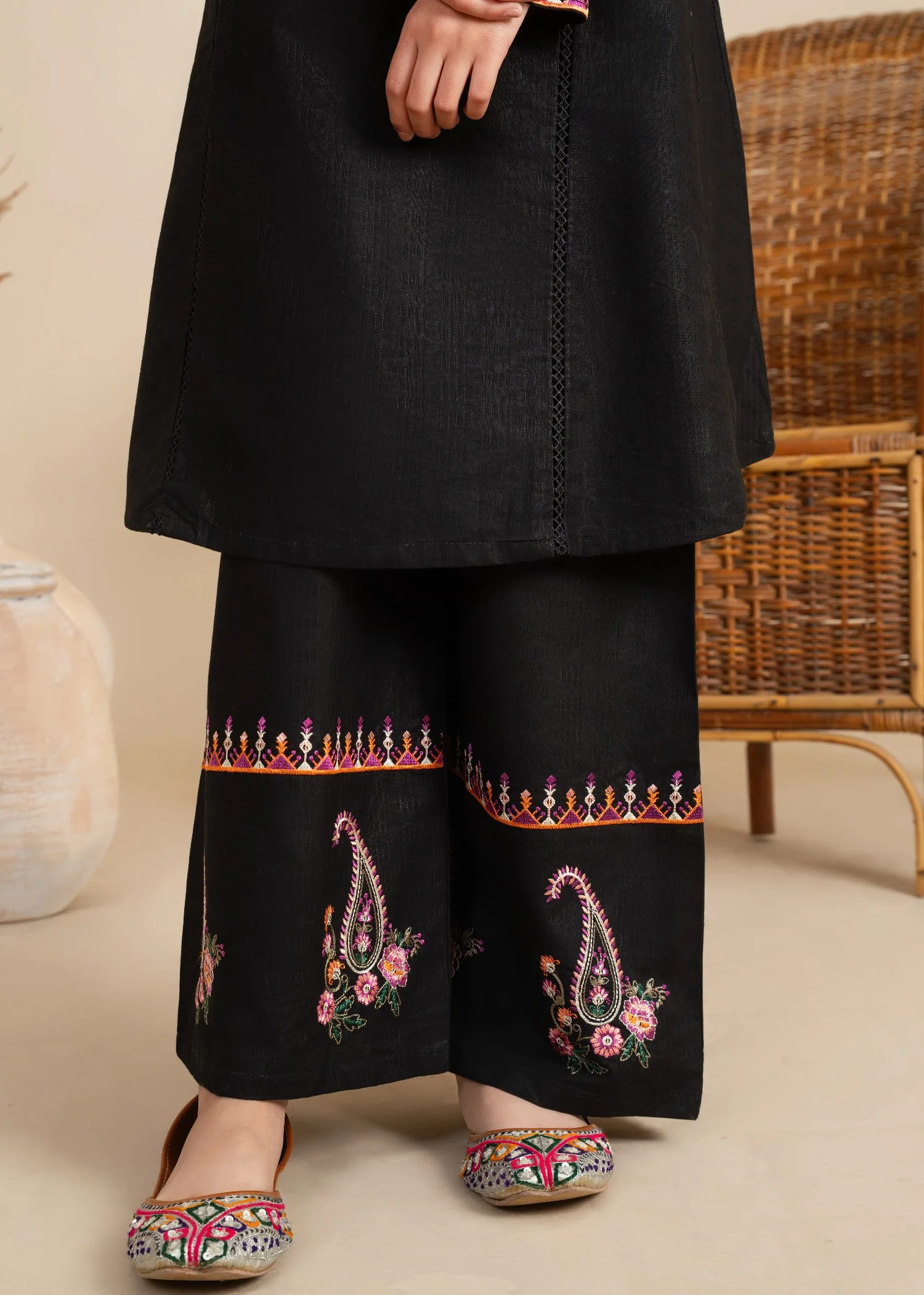 lawn cotton Short Frock in Black - view 6
