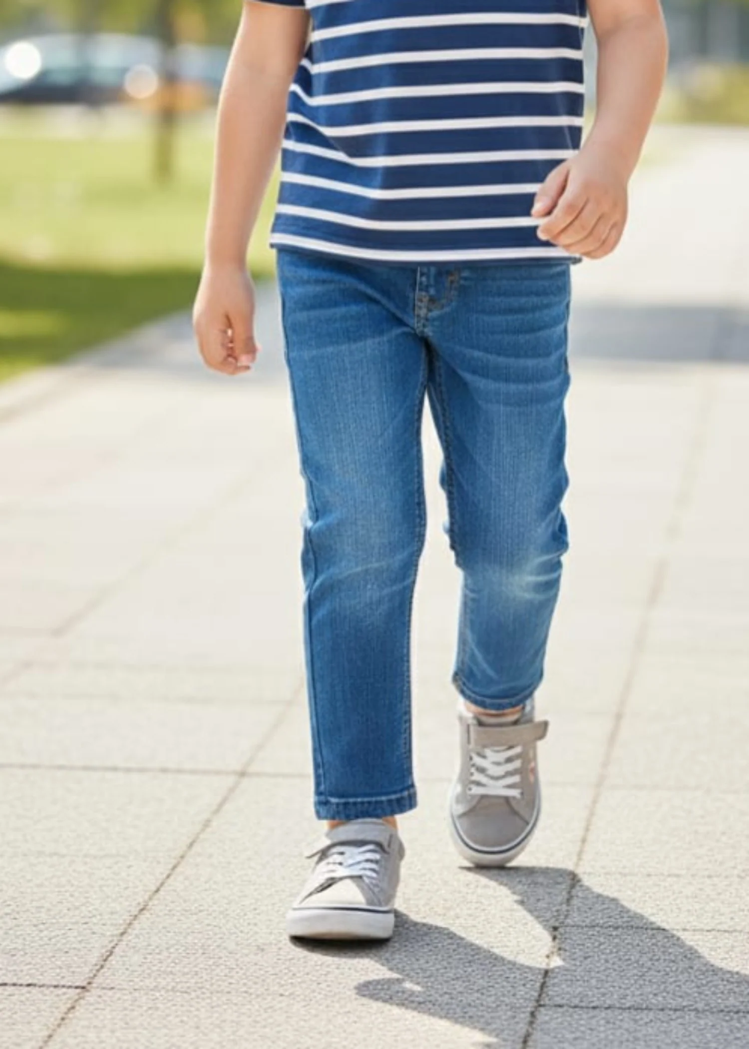 stretch denim Jeans in Blue - view 3