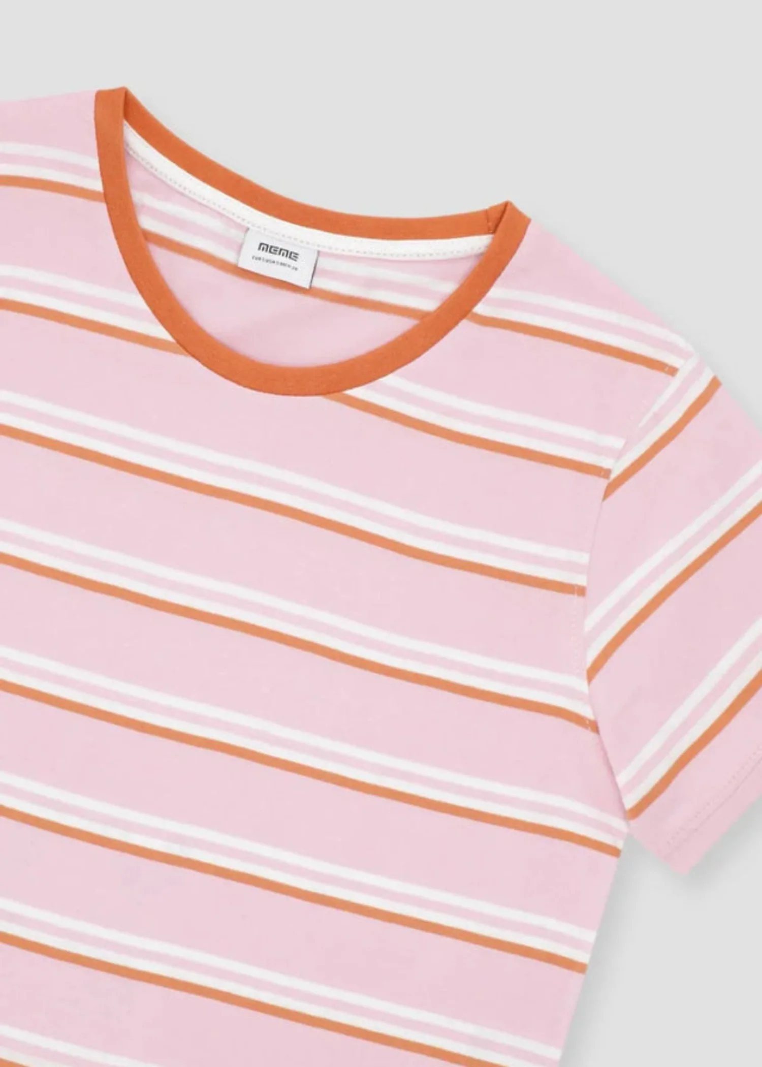 cotton T Shirt in Pink, red, white - view 4