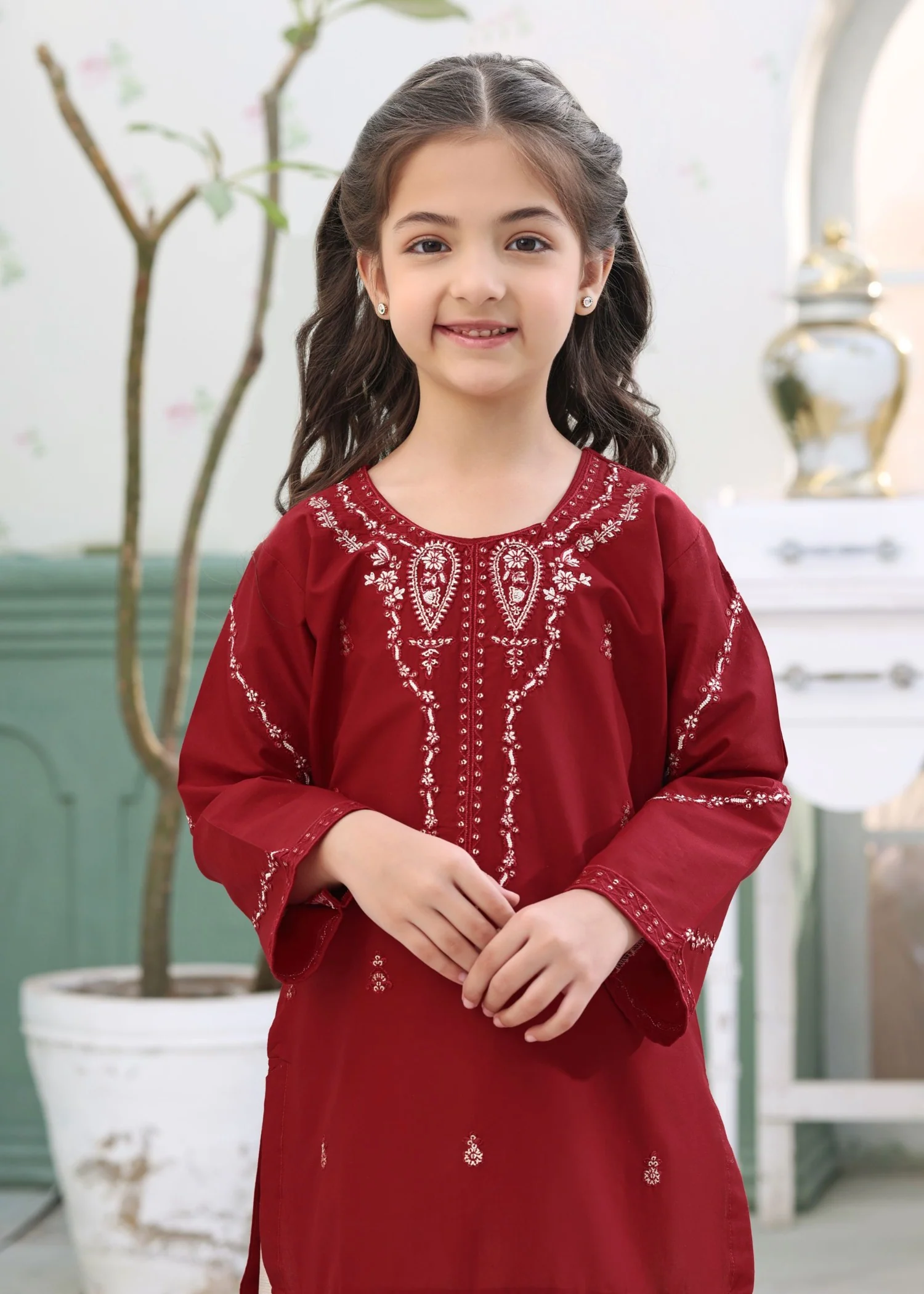 lawn Kurta Set in Red - view 5