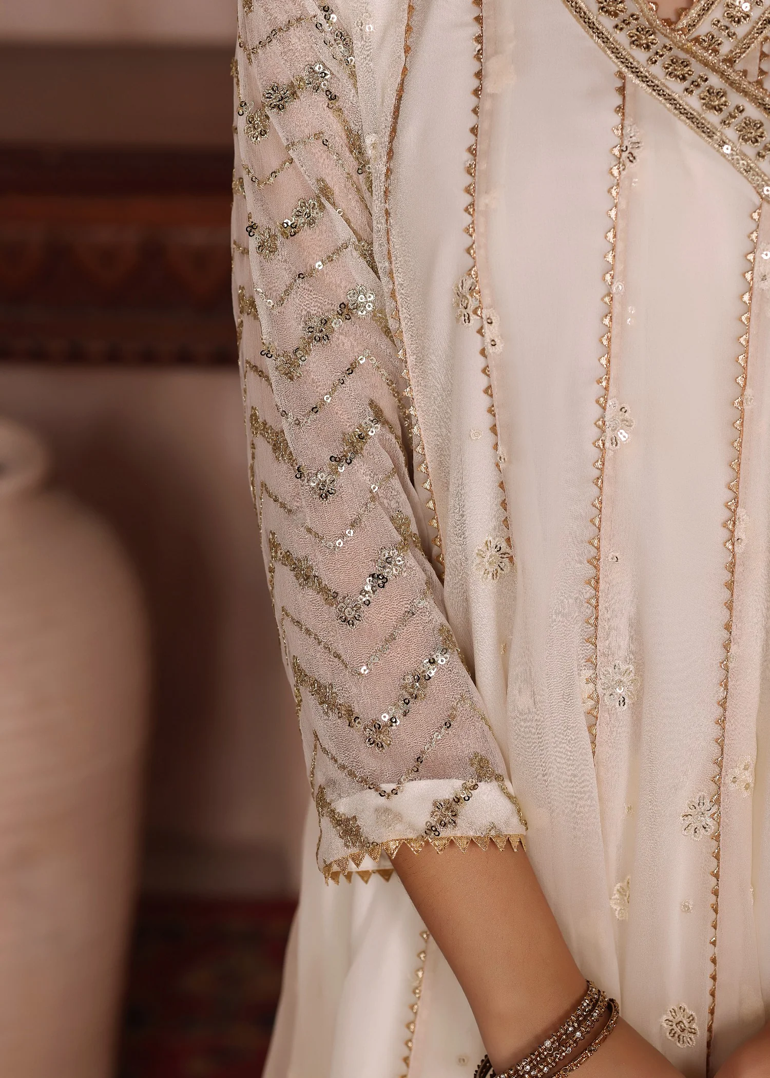 chiffon Angrakha in Off-white - view 7