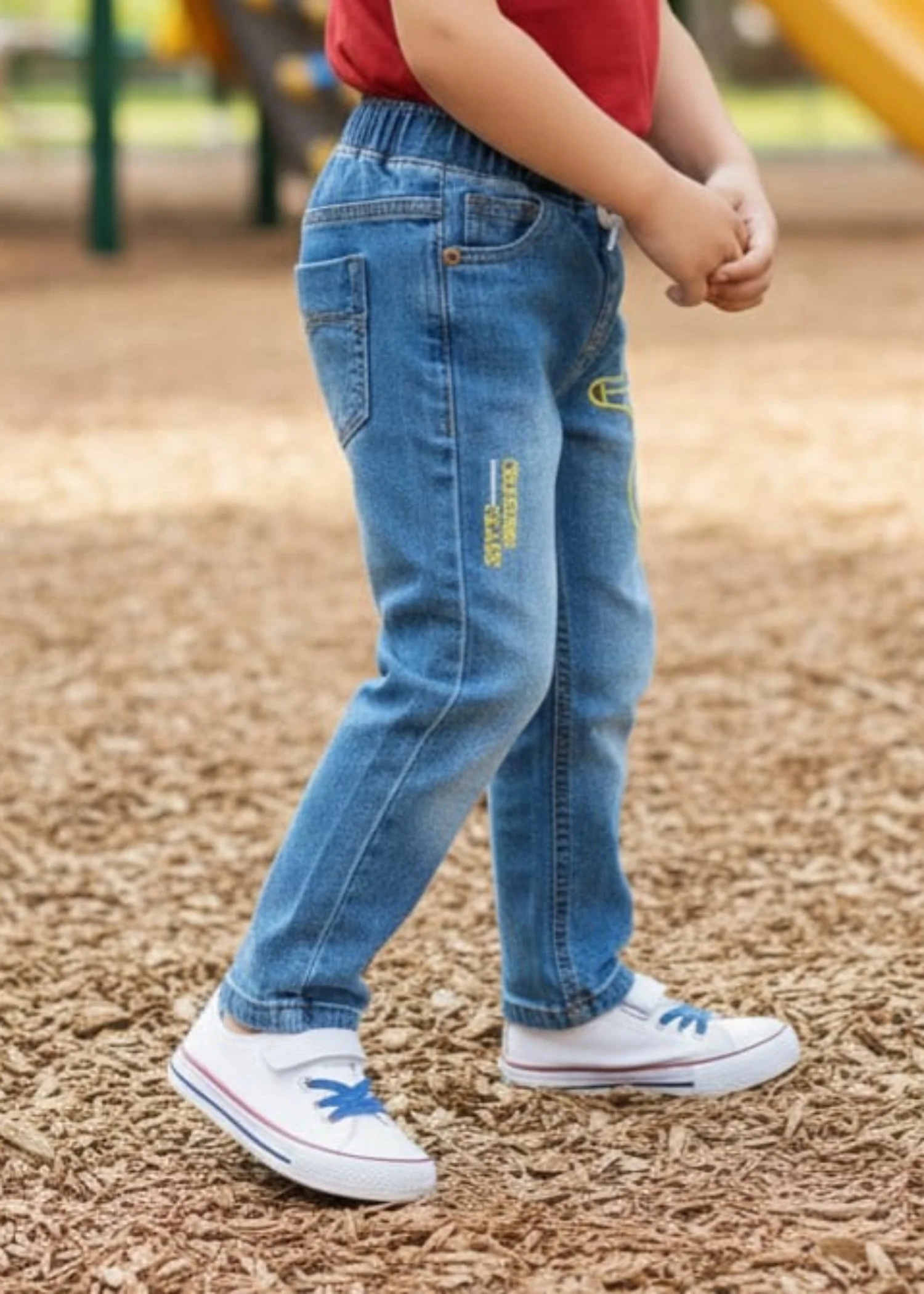 stretch denim Jeans in Azure - view 3