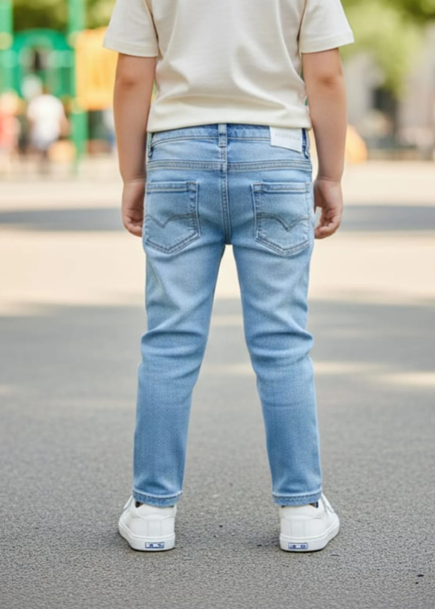 stretch denim Jeans in Powder blue - view 3