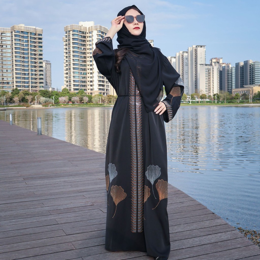 Z2123 New Elegant Graceful Robe plus Size Rhinestone Black Robe Dress