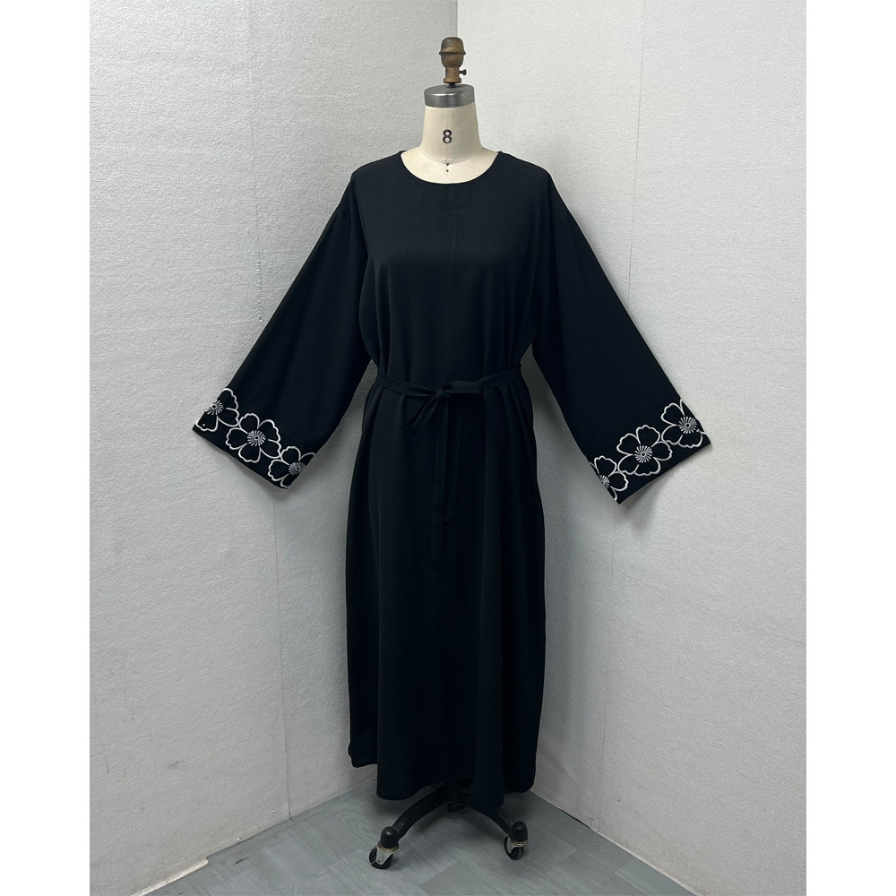 Arabic embroidery embroidered robe fashion Abaya robe long skirt spot