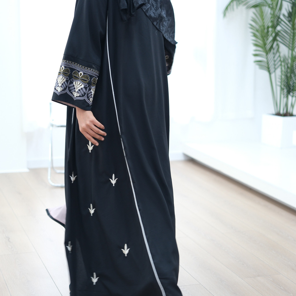 Embroidery Open Black Fancy Abaya Dubai For Evening Party Dress Muslim Clothing Women Kaftan Malay Kaftan Woman