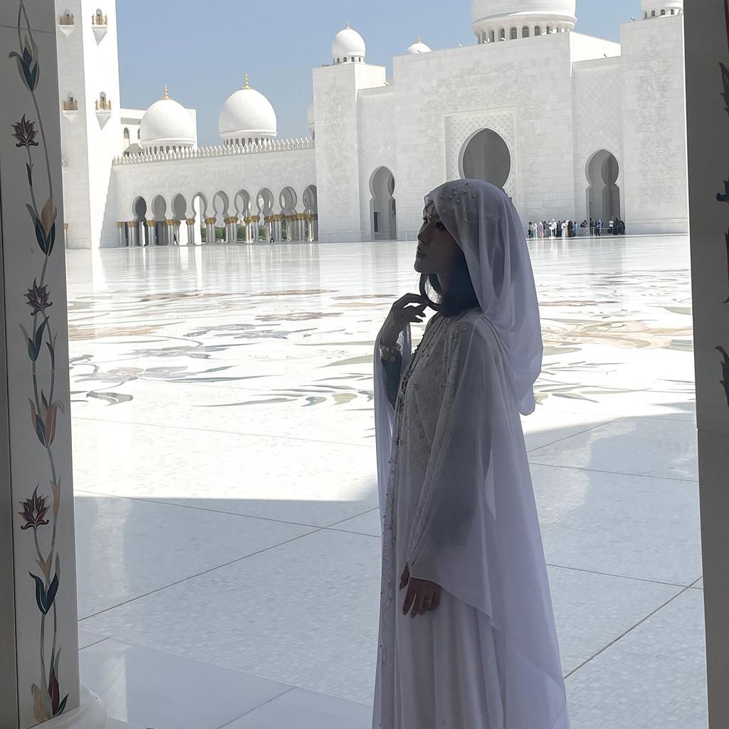 Abu Dhabi Dubai & Saudi Arabian new style women's travel clothing super fairy dress ethnic style cardigan hooded