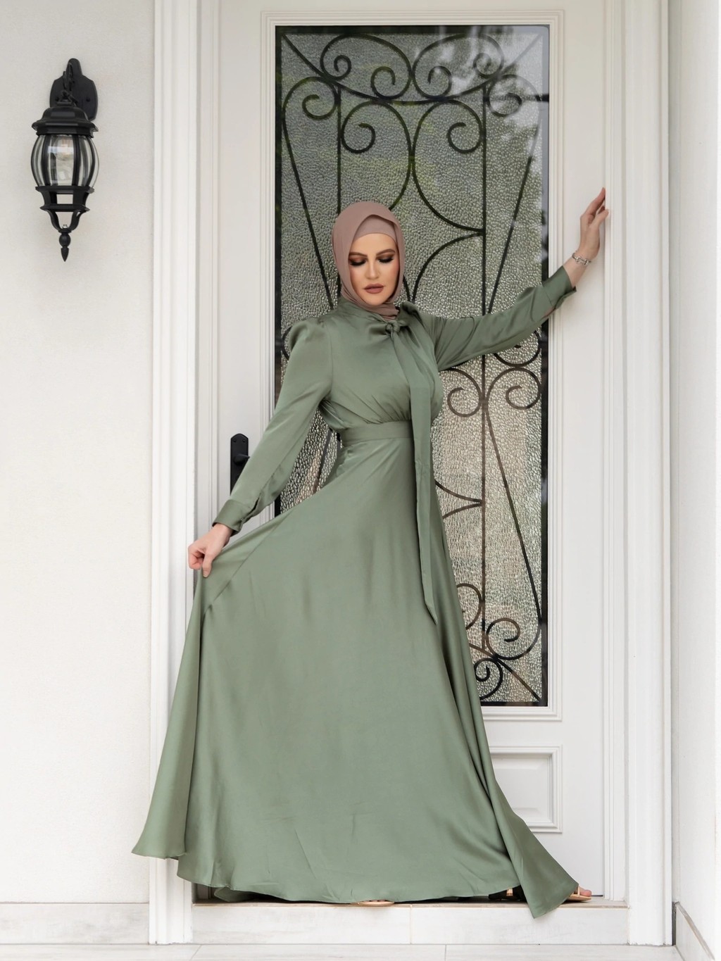 Elegant Satin Dress for Women Muslim Fashion Abaya Hijab Dubai  Arabic Kaftan Robe Female Islamic Clothing - detail 5