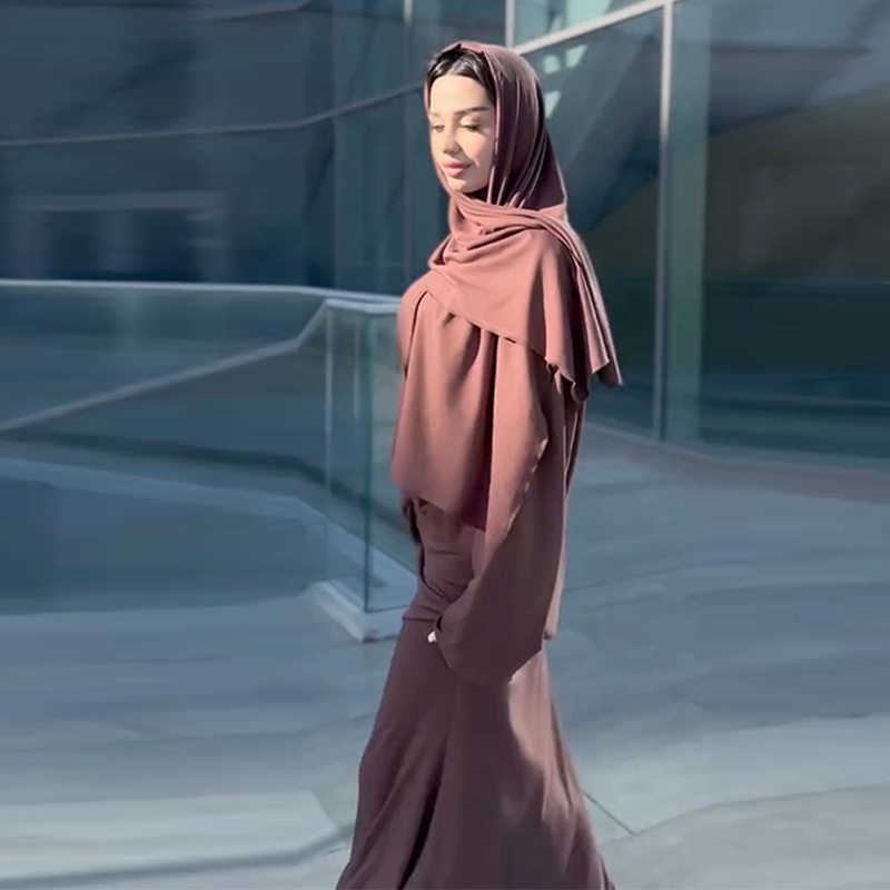 New Muslim women's loose casual long-sleeved solid color skirt three-piece suit