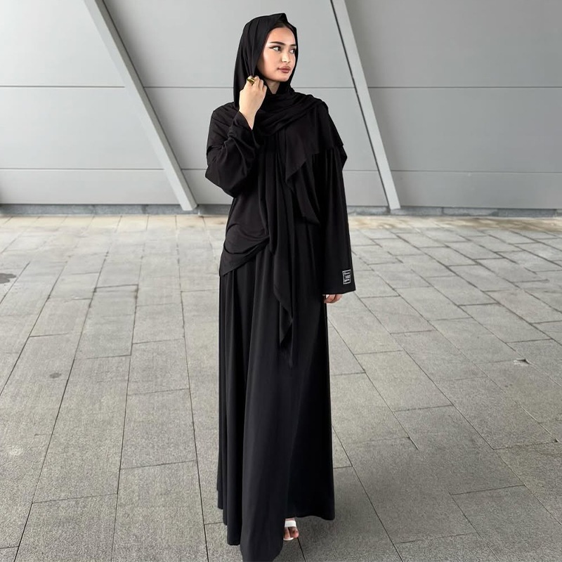 Elegant Modest Fashion Muslim Women Abaya Set Chic Headscarf & Long-Sleeve Dress Dubai Style