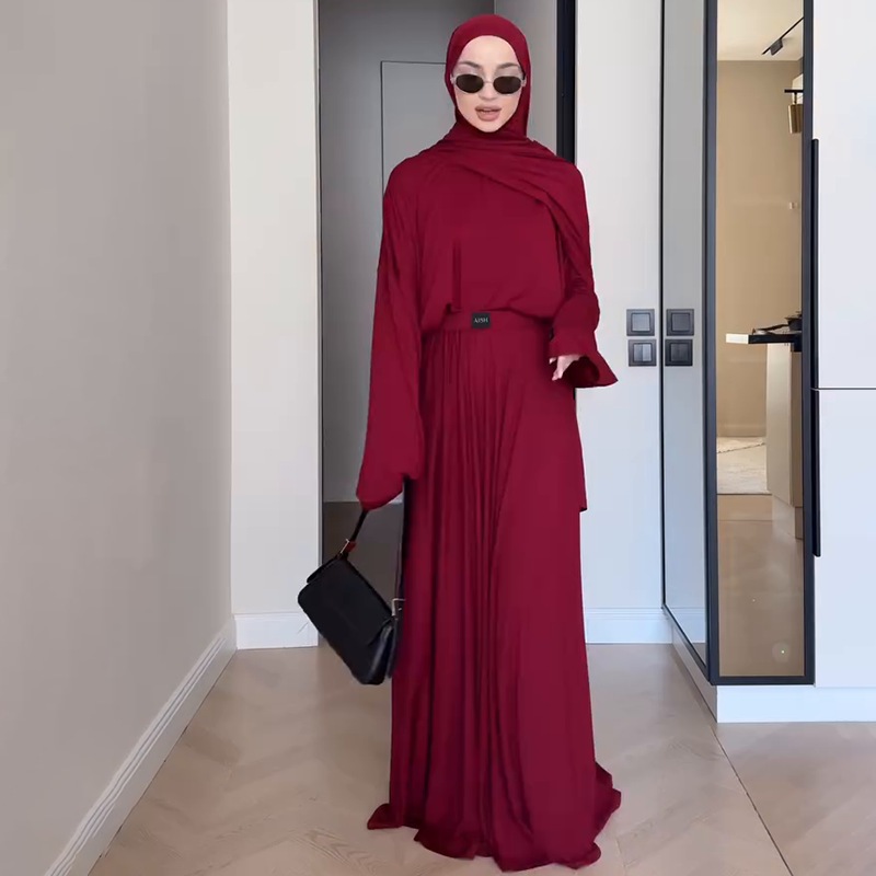 Muslim women's clothing new solid color long-sleeved top pleated long skirt suit