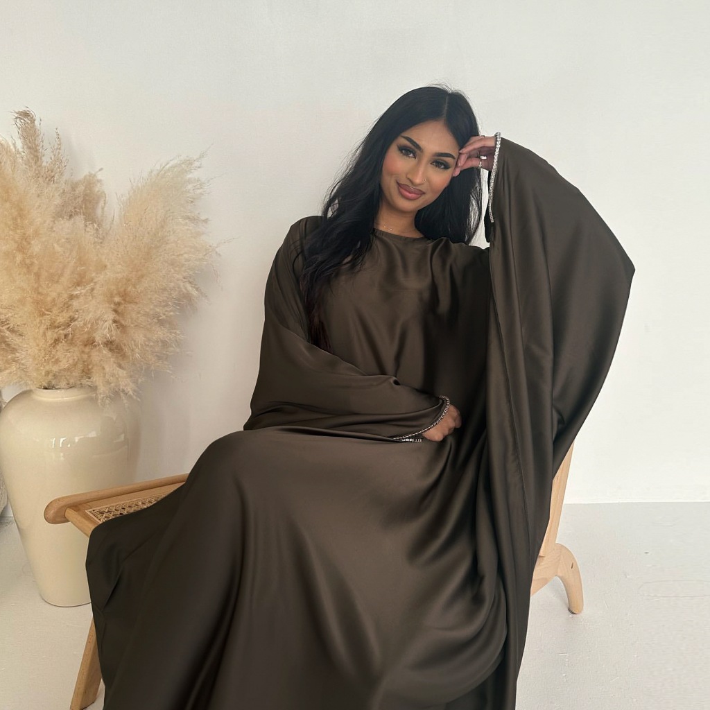 Muslim Kaftan Satin Batwing Abaya Dubai Luxury Arabic Muslimah Dresses Abayas For Women Caftan Kaftan Rob Jubah