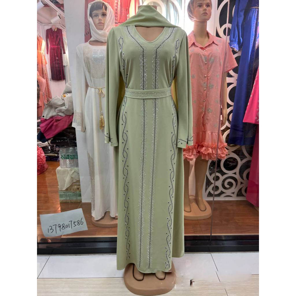 Dubai Muslim robe dress large size satin fashion hot diamond summer round neck pullover long skirt