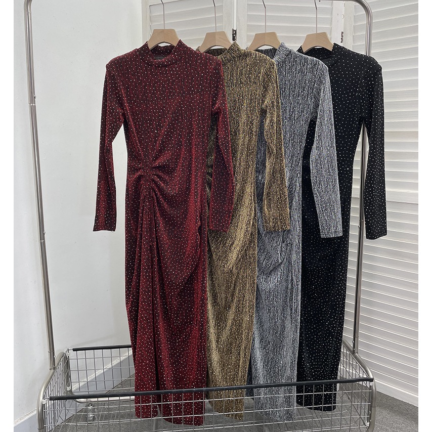 Glam Sequin Slit Maxi Dress – Sexy Pleated Waist, Shoulder Pads & Elegant High Collar