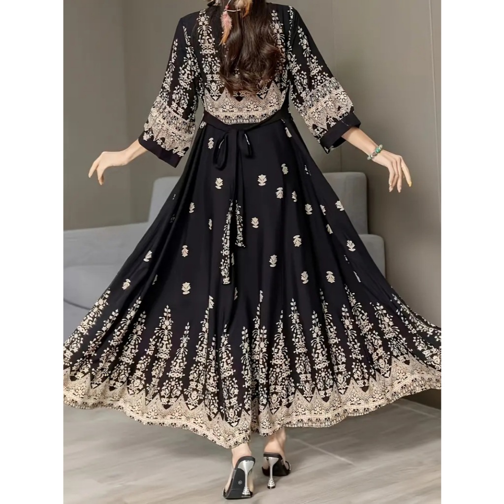 Women's Bohemian Dress Summer Vacation Long Dresses Retro Floral Embroidery Loose Elegant Luxury Maxi Dress