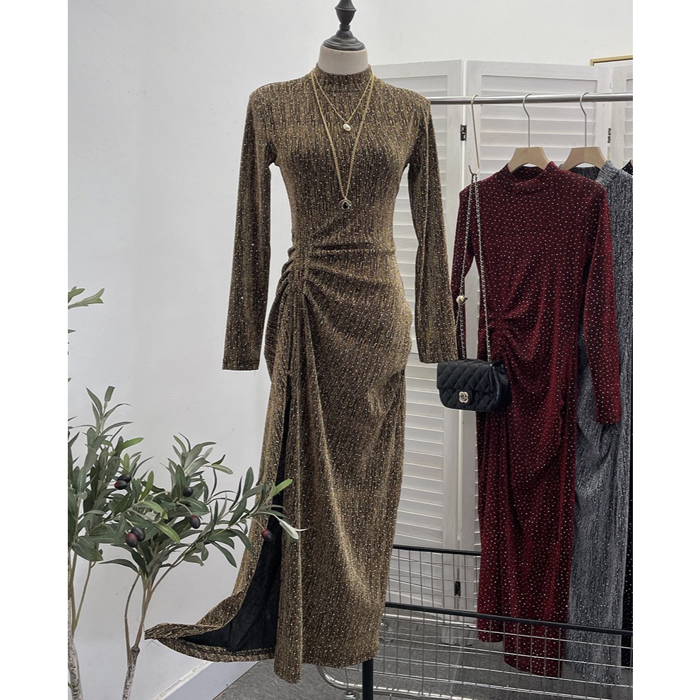 Glam Sequin Slit Maxi Dress – Sexy Pleated Waist, Shoulder Pads & Elegant High Collar