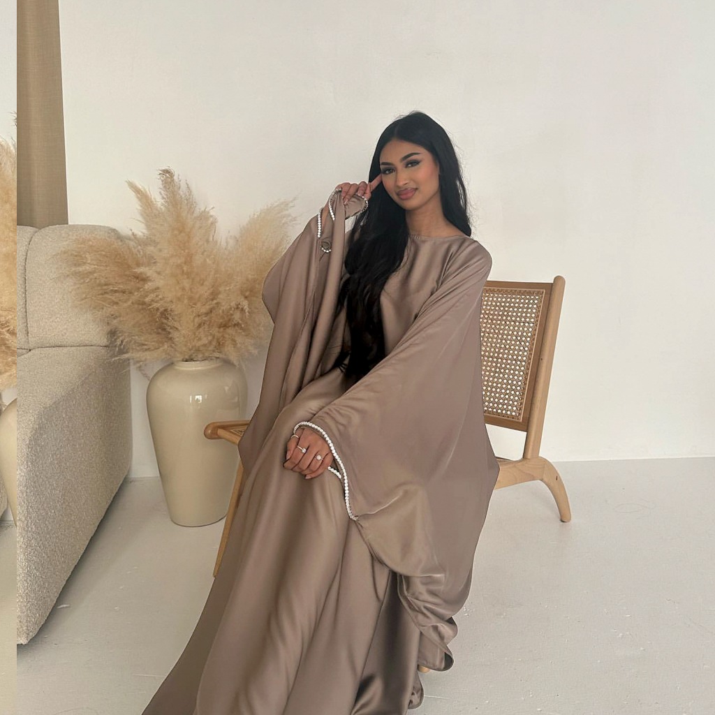 Muslim Kaftan Satin Batwing Abaya Dubai Luxury Arabic Muslimah Dresses Abayas For Women Caftan Kaftan Rob Jubah