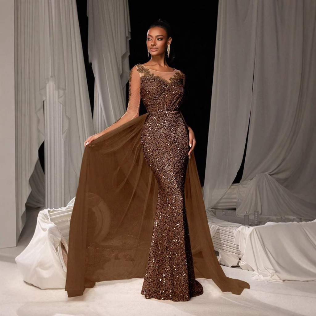 Long Ballgown Women's Evening Dress Elegant Fashionable Lace Party Gown