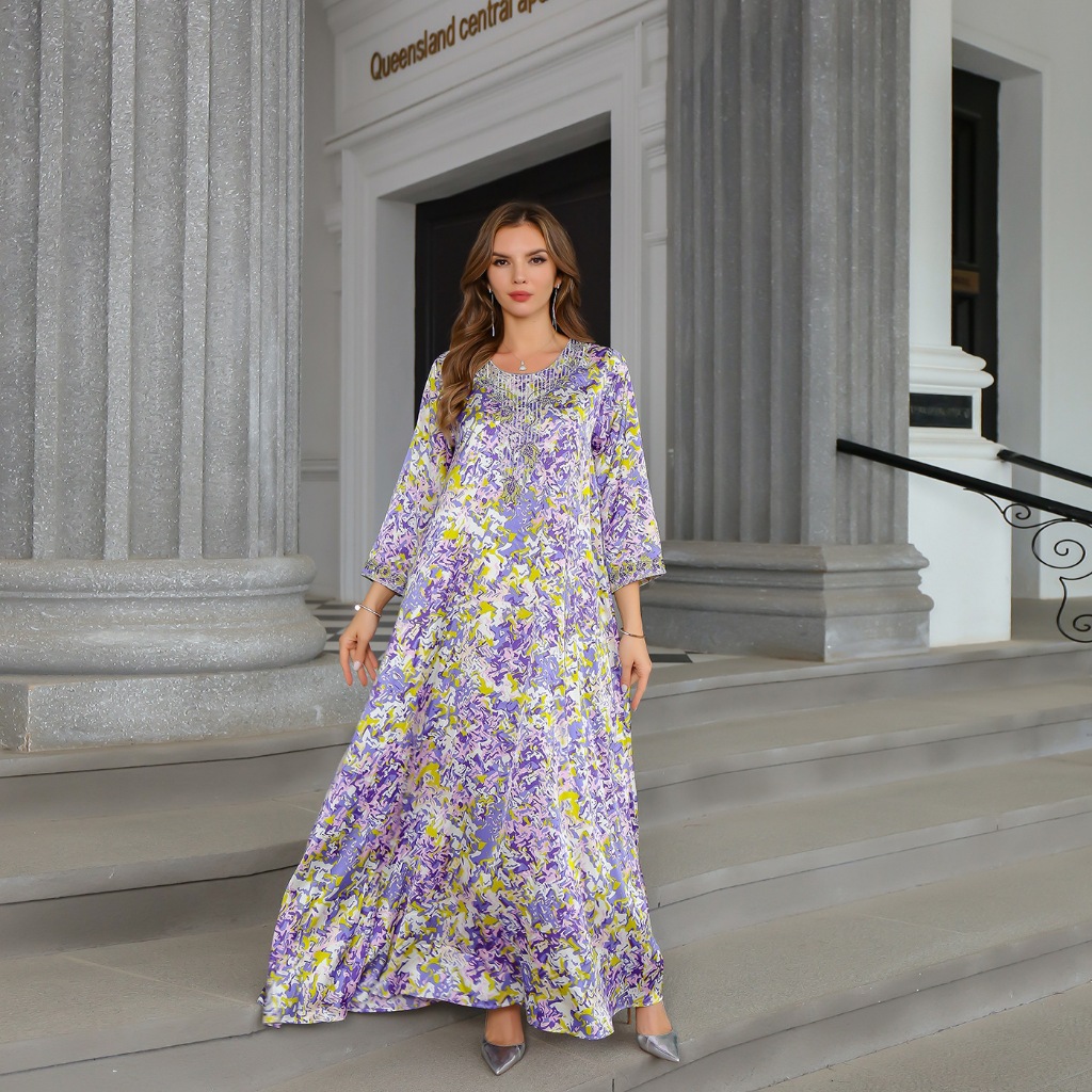 Dazzling Rhinestone Abaya Dubai Coat Sparkly Party Robe Glam Muslim Women Luxury Wear Modest Evening Statement Piece