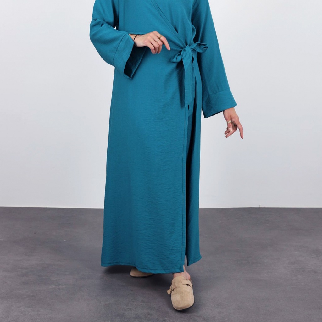 Muslim Modest Dress for Women Eid Plain Dubai Abaya Luxury Elegant Islam Party Clothing Solid Color Robe
