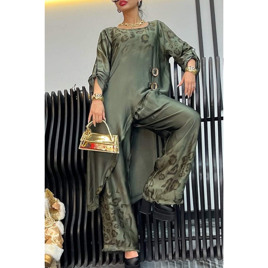 Dare to Stand Out The Ultimate Fashion Forward Buckle Set