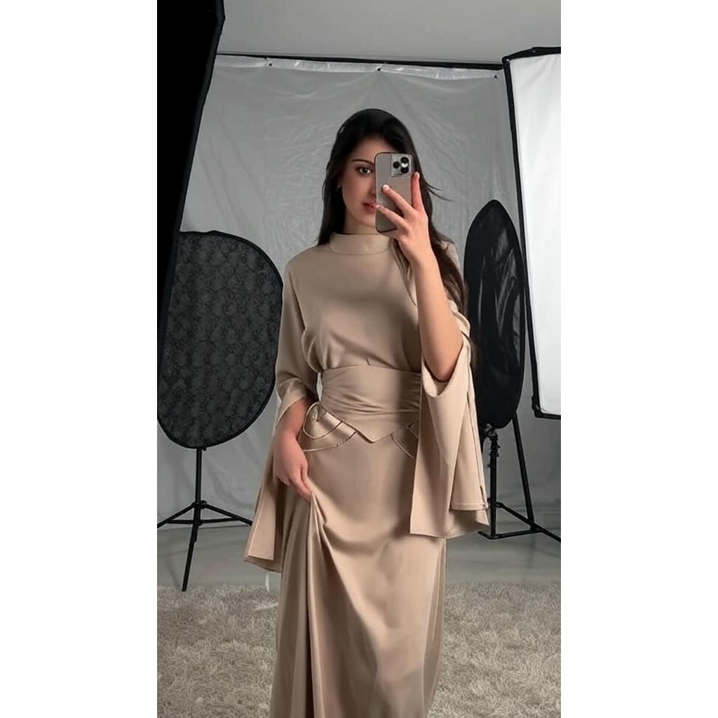 Royal Elegance Luxurious Satin High Collar Lantern Sleeve Dress for Timeless Vintage Glamour