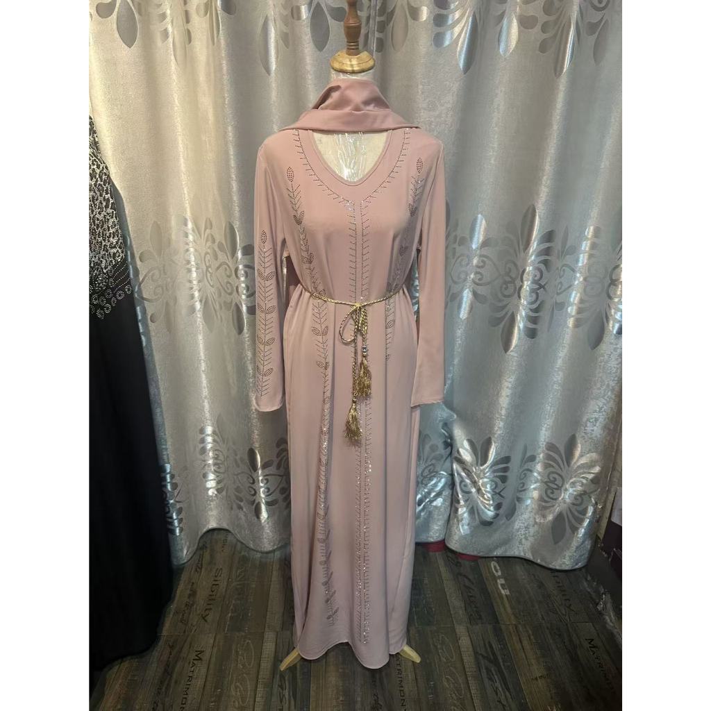 New Bell-sleeved women's abaya robe dress pullover with rhinestones and scarf, Dubai Robe