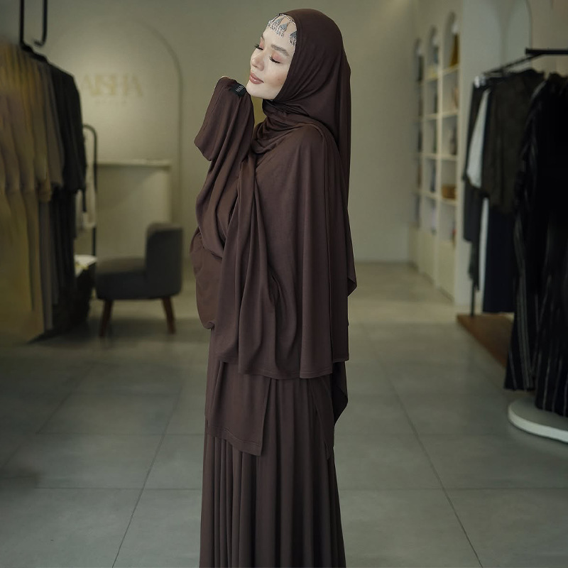 Muslim women's clothing new solid color long-sleeved top pleated long skirt suit - detail 5