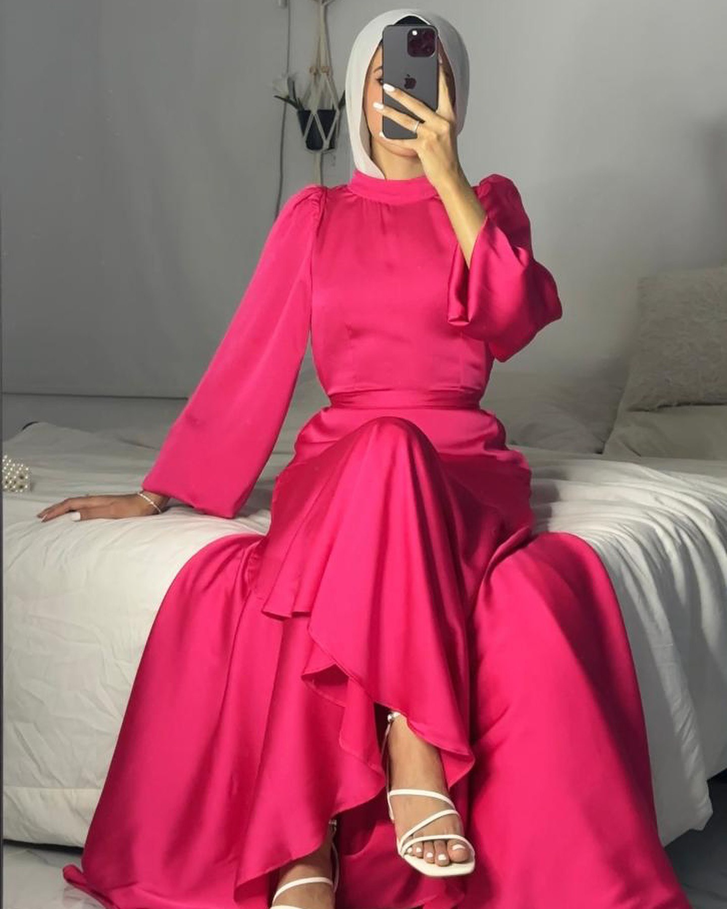 New Fashion Muslim Women's Satin Solid Color Gown with Lace Hem And Belt Large Swing Fashionable Elegant Dress - detail 5