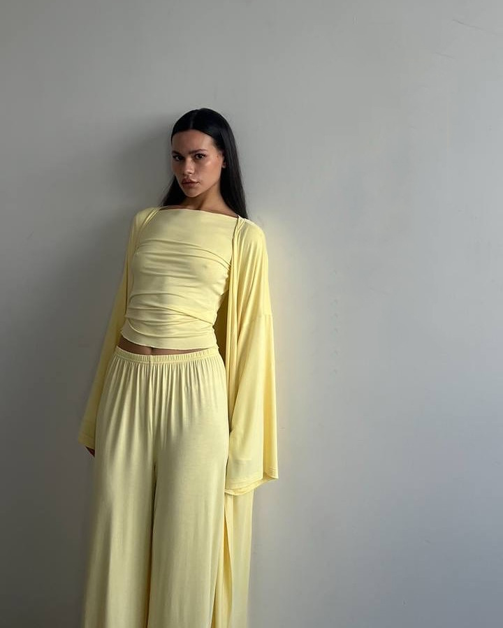 Casual Yellow Women 3 Pieces Suits V-neck Long Coat O-neck Slim Top Wide Leg Trousers Summer New Fashion - detail 1