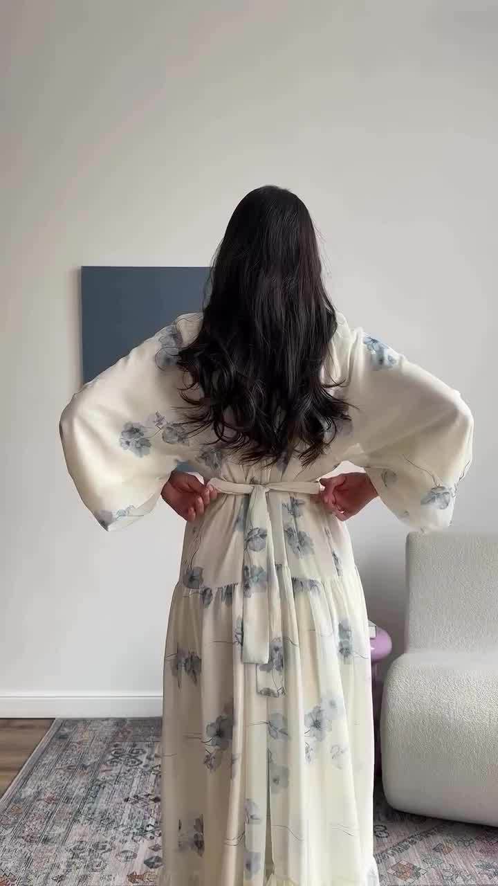 Divine Grace: Elegant Long-Sleeved Modest Fairy Dress - detail 7