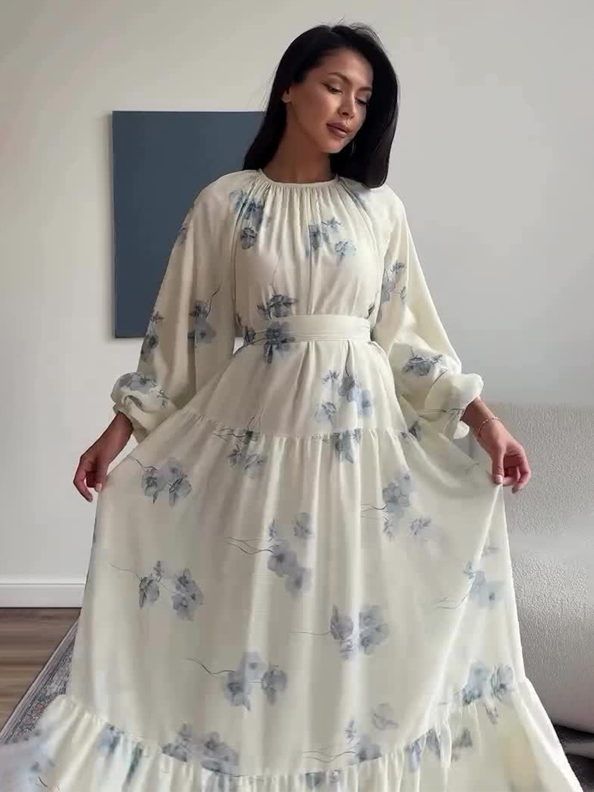 Divine Grace: Elegant Long-Sleeved Modest Fairy Dress - detail 3