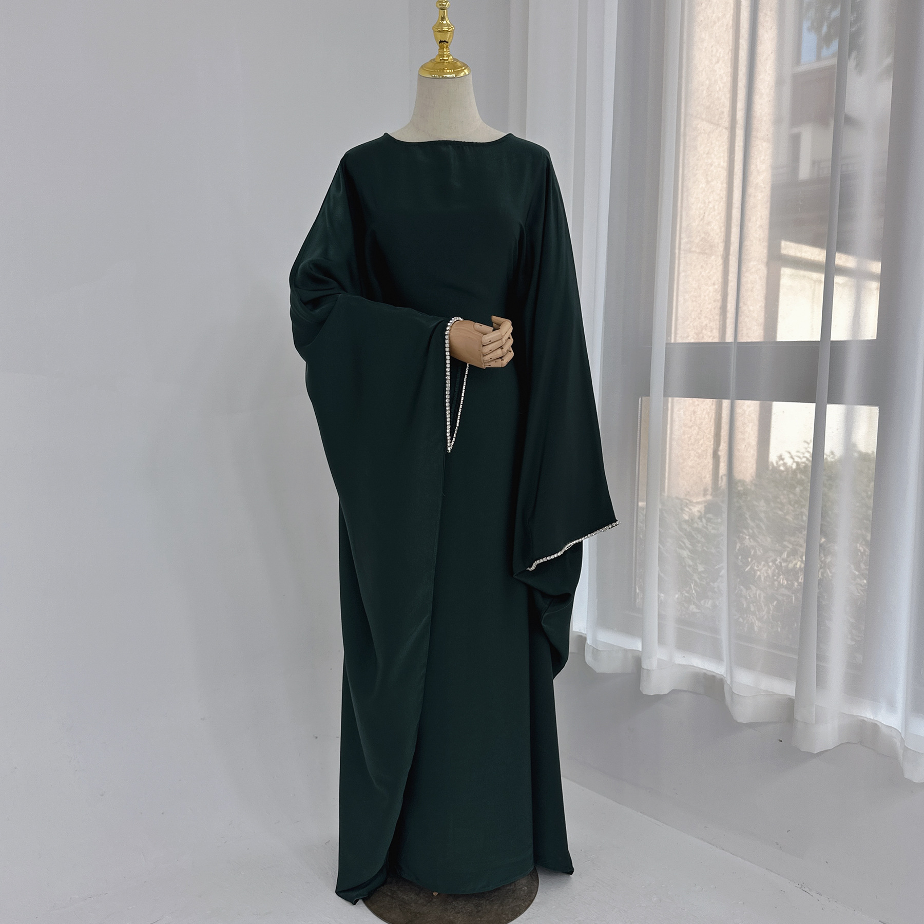 Muslim Kaftan Satin Batwing Abaya Dubai Luxury Arabic Muslimah Dresses Abayas For Women Caftan Kaftan Rob Jubah - detail 3