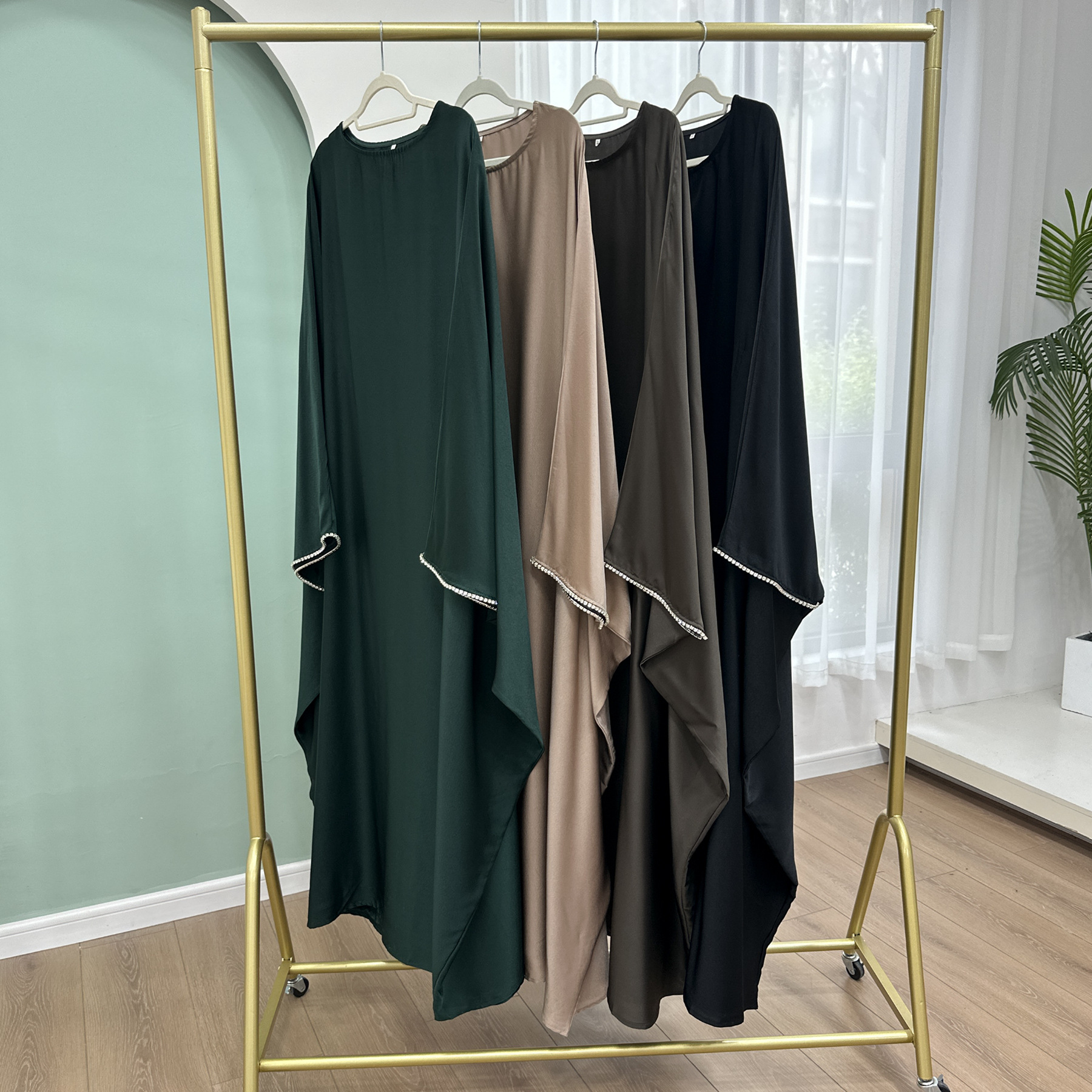 Muslim Kaftan Satin Batwing Abaya Dubai Luxury Arabic Muslimah Dresses Abayas For Women Caftan Kaftan Rob Jubah - detail 6