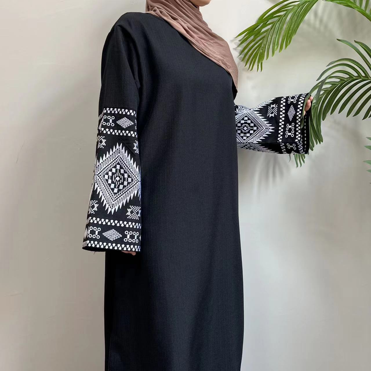 Elegant Ramadan Abaya Kaftan - Dubai Party Dress, Islamic Jubah, Embroidery Cloak, Muslim Women Wear - detail 6