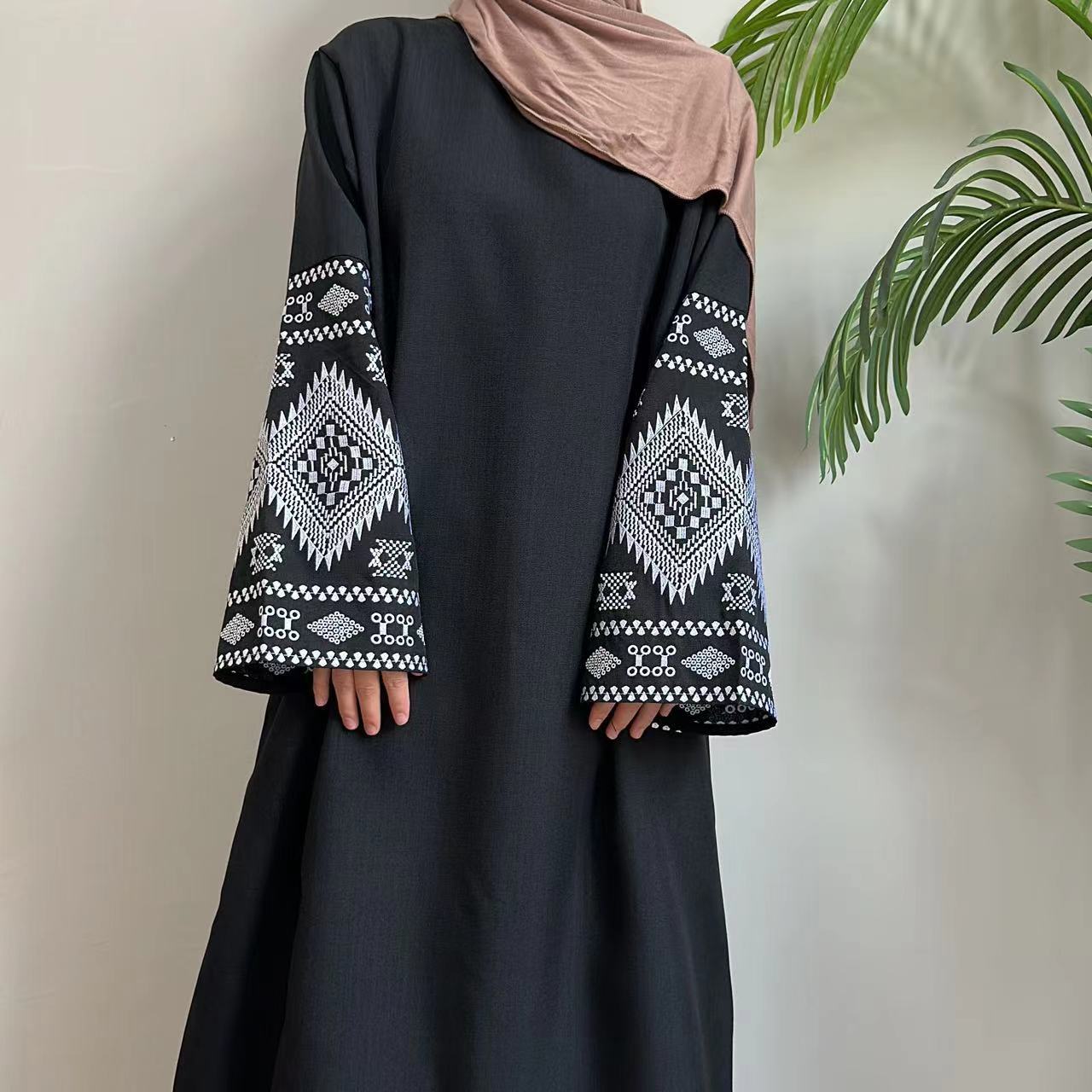 Elegant Ramadan Abaya Kaftan - Dubai Party Dress, Islamic Jubah, Embroidery Cloak, Muslim Women Wear - detail 7