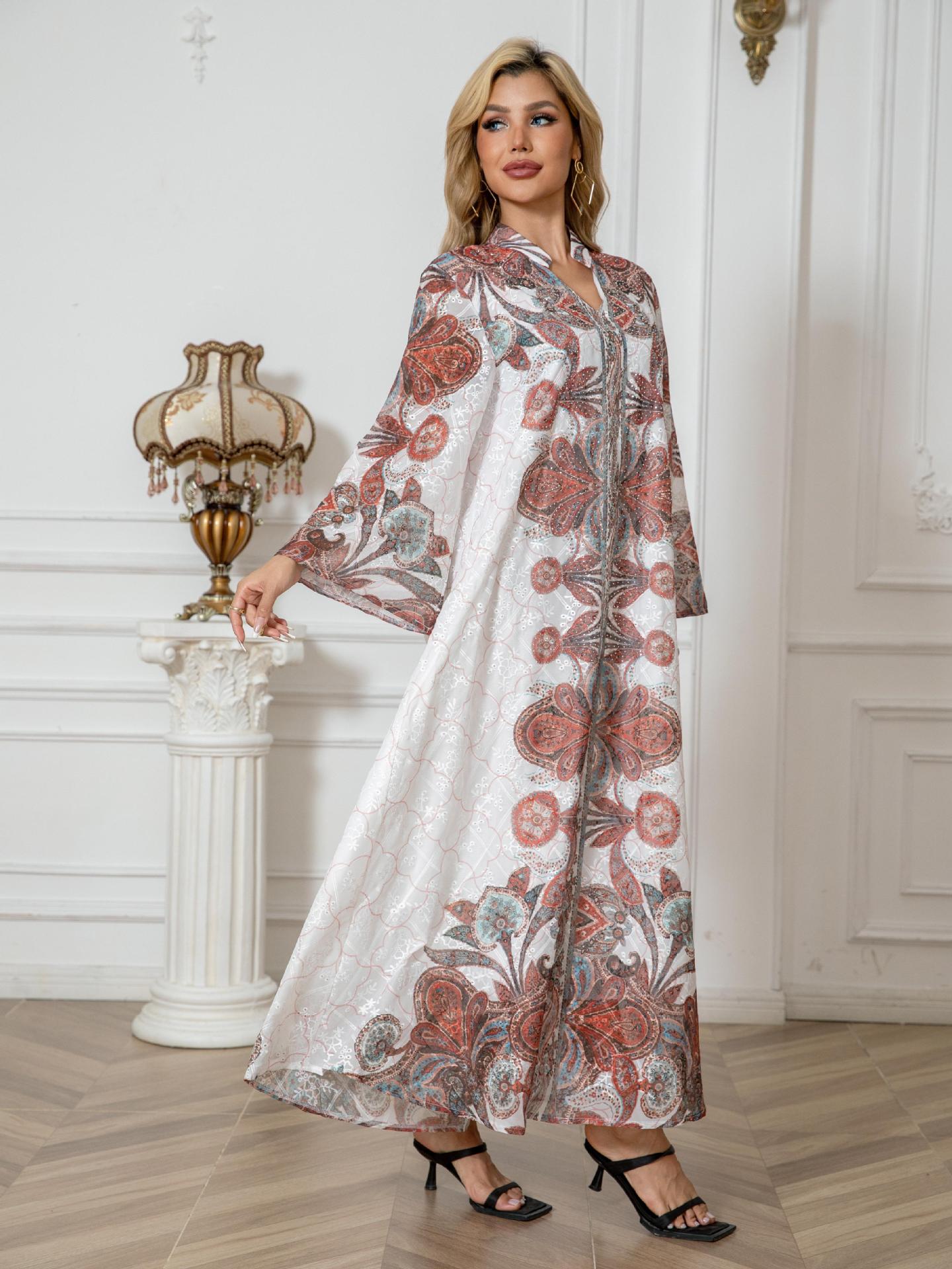 New Muslim Women's Robe Embroidered Cloth Print Diamond Women's Long Dress - detail 3