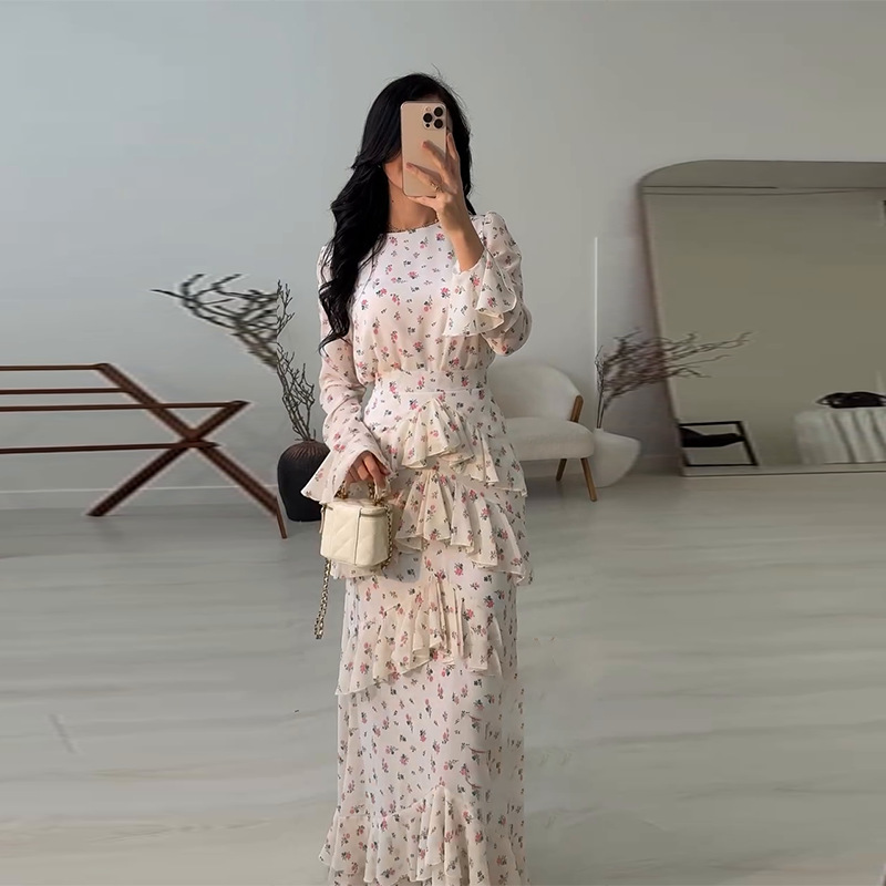 Elegant Ruffled Floral Maxi Dress Long Sleeve Layered & Flowy Chic Look - detail 4