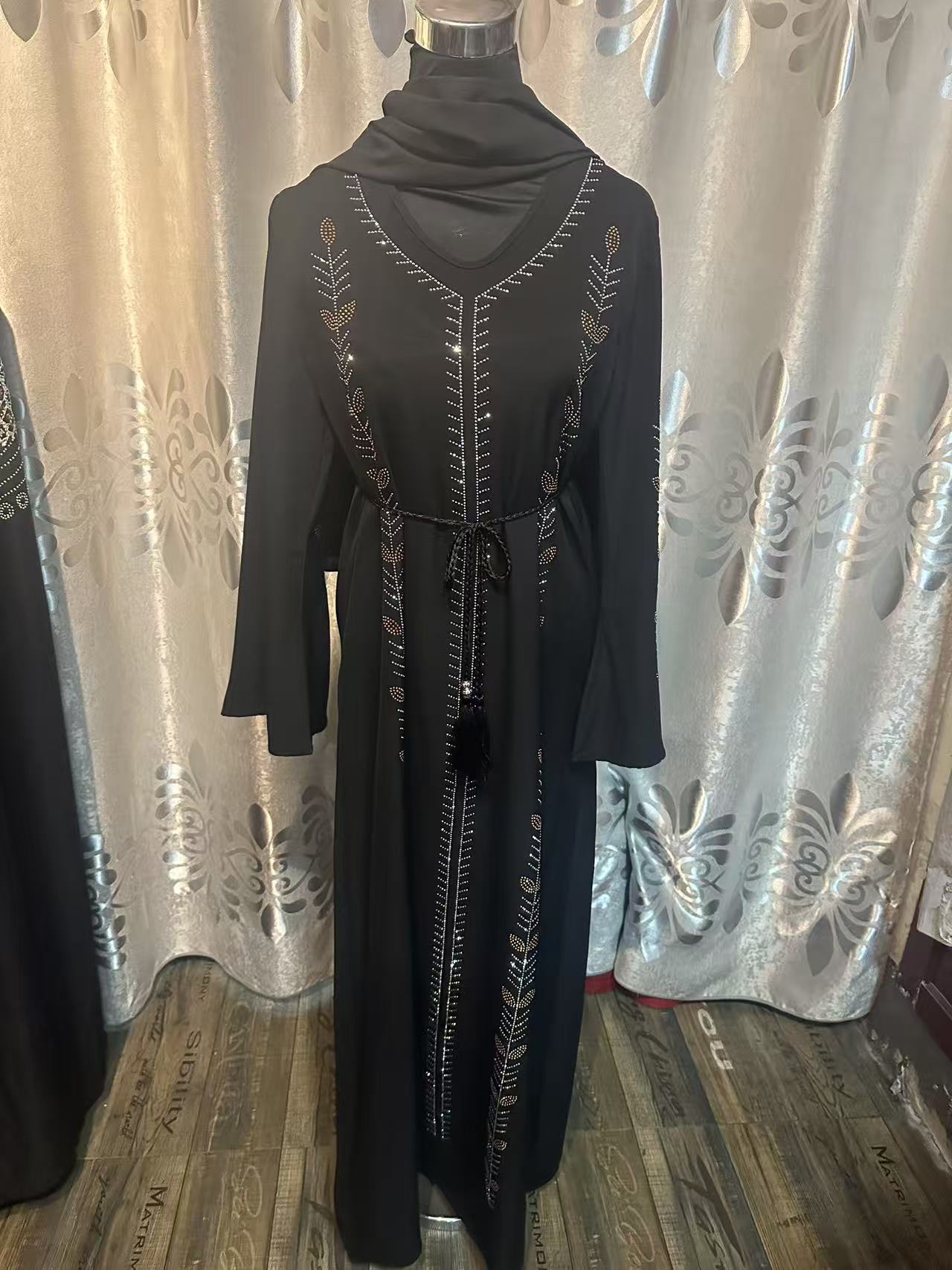 New Bell-sleeved women's abaya robe dress pullover with rhinestones and scarf, Dubai Robe - detail 5