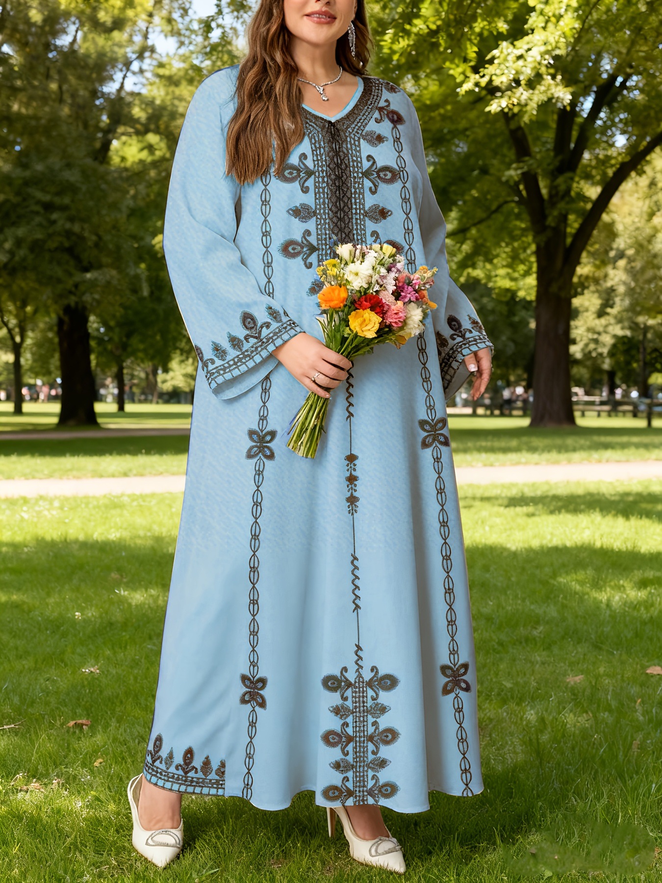 Elegant Robe, Style, Plus-Size Fashion Women's Clothing, Ethnic Print, Stylish, Loose and Comfortable, Long-Sleeve Dress - detail 2