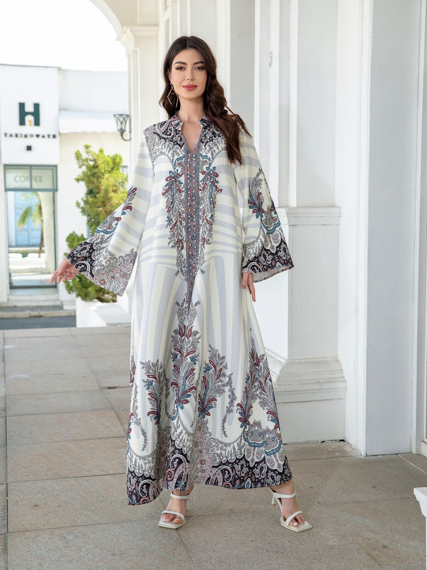 Muslim Ladies Long Dress Printed Diamond Embellished Stand Collar Abaya New Style Cross-Border Middle East Clothing - detail 6